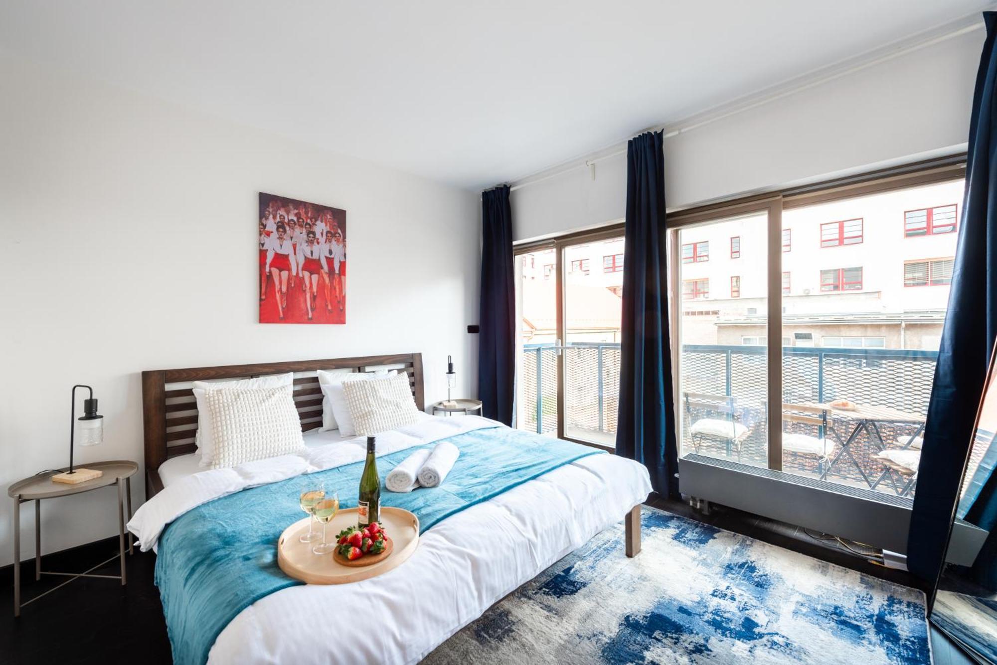 Spacious Apartments Near Karlin Square Prag Exterior foto