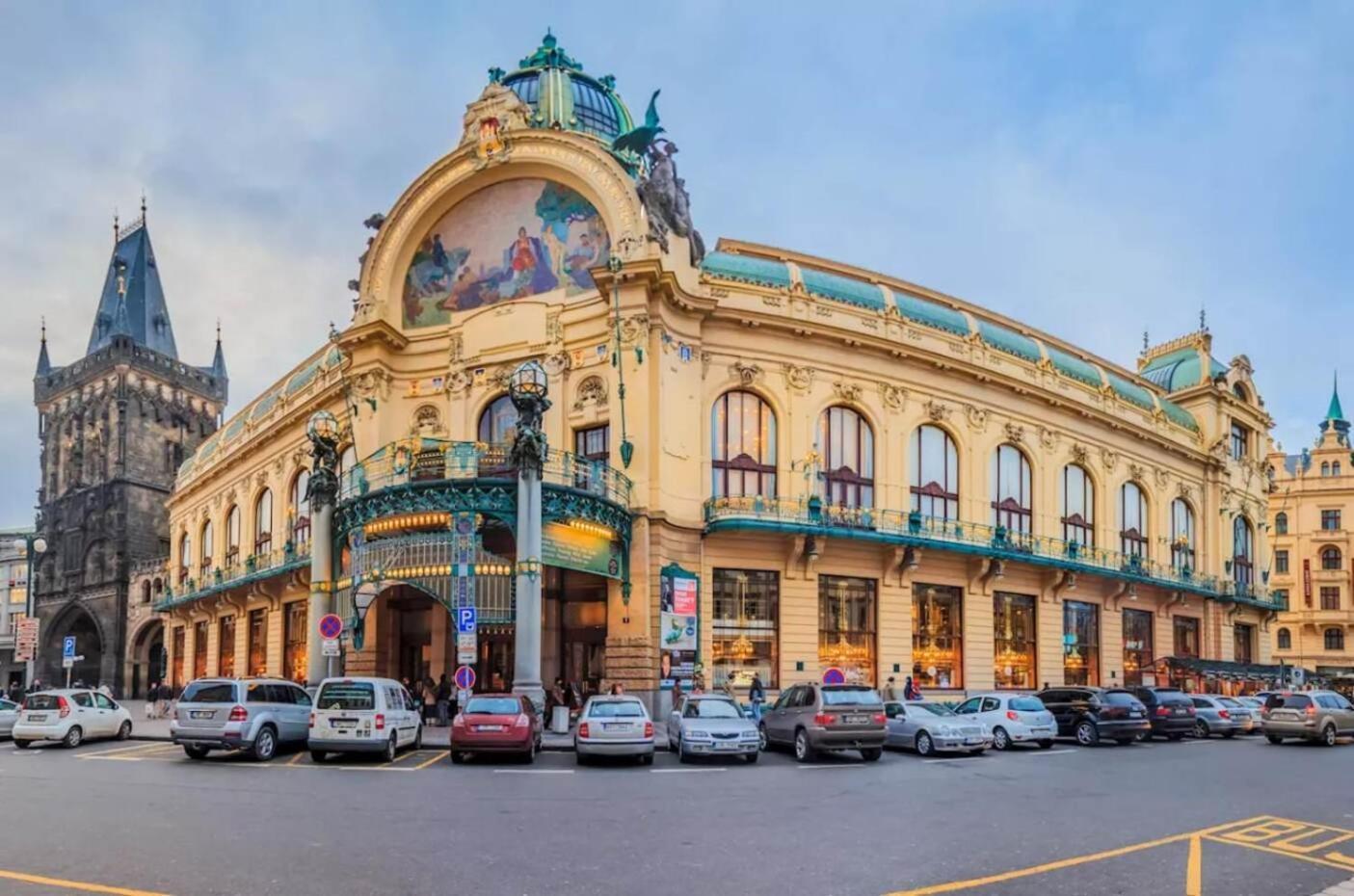 Spacious Apartments Near Karlin Square Prag Exterior foto