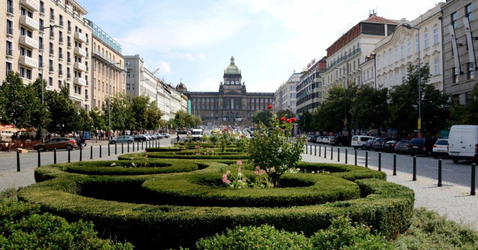 Spacious Apartments Near Karlin Square Prag Exterior foto