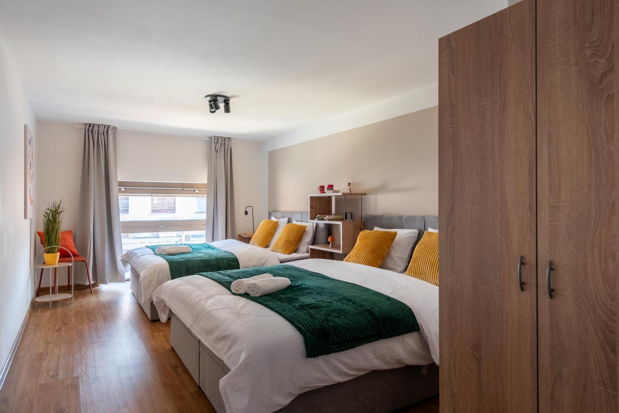 Spacious Apartments Near Karlin Square Prag Exterior foto