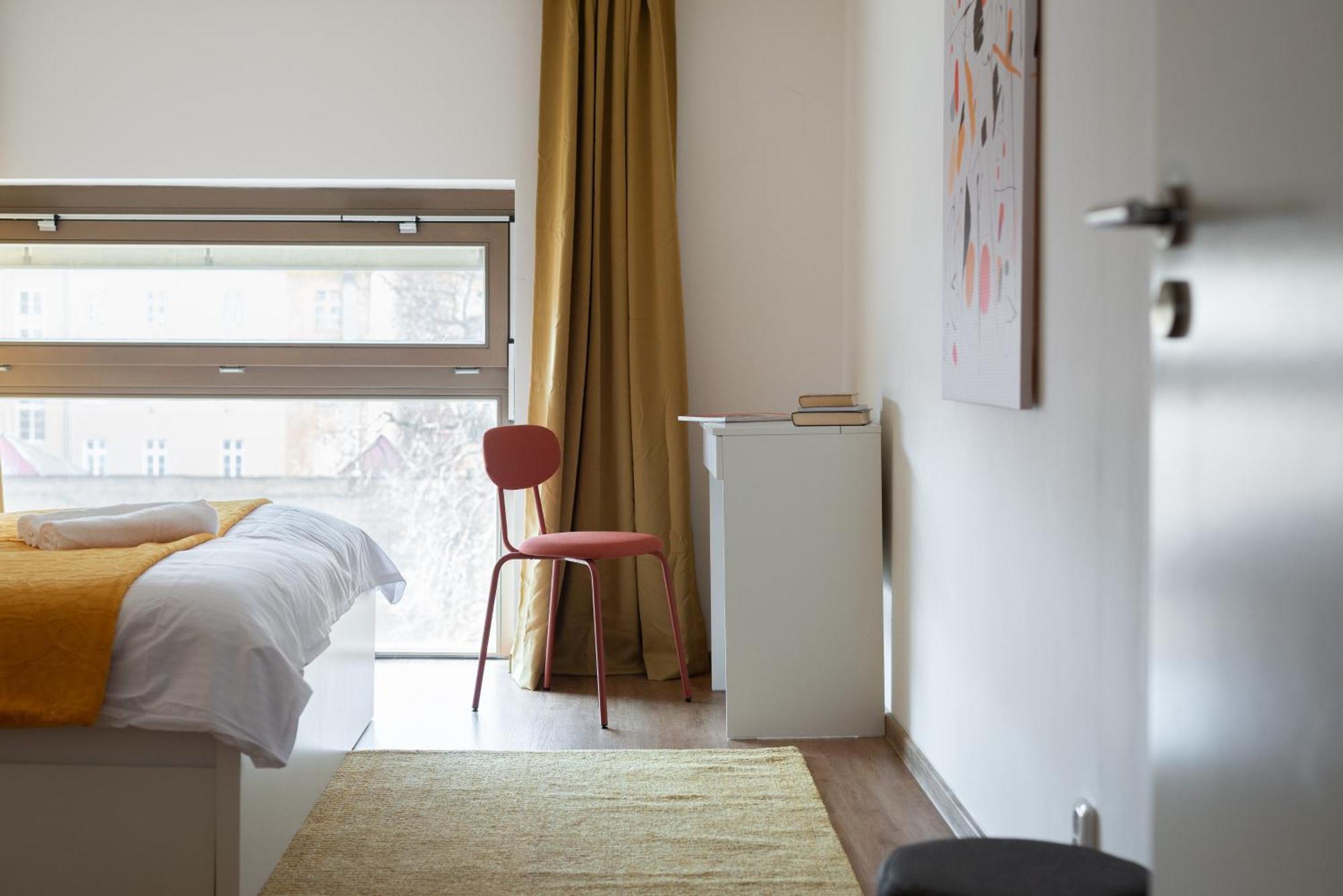 Spacious Apartments Near Karlin Square Prag Exterior foto