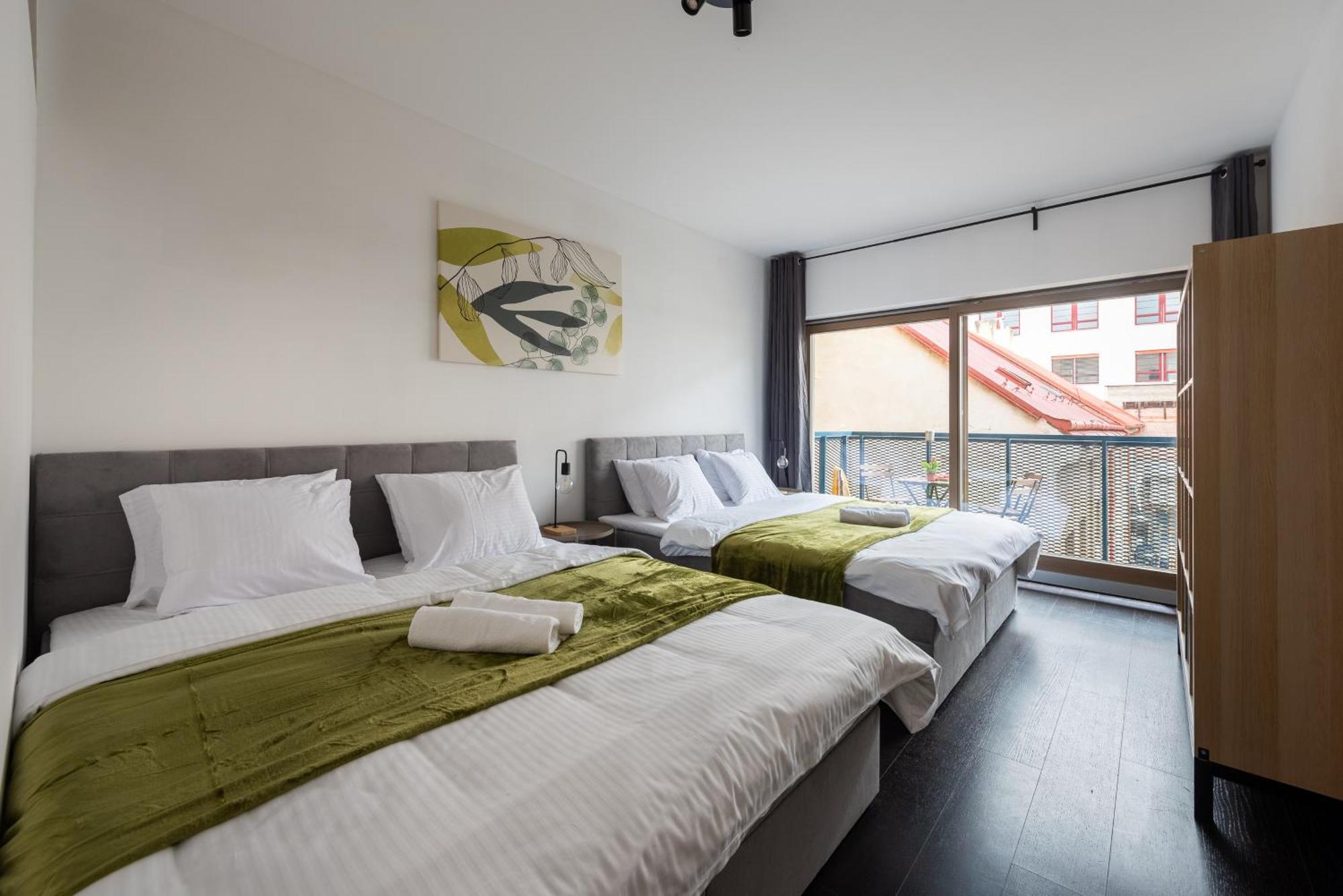 Spacious Apartments Near Karlin Square Prag Exterior foto